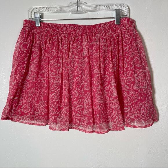 Abercrombie & Fitch, Mini Skirt Flowy. Size Large. In excellent condition! - Picture 6 of 7